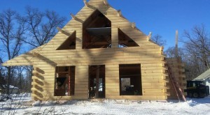 log cabin under construction, suggestions for building a log home in the winter, log homes, log home under construction, log cabins, winter build, Timberhaven, kiln dried logs, engineered logs