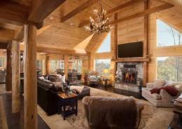 Sacchini Log Cabin Great room